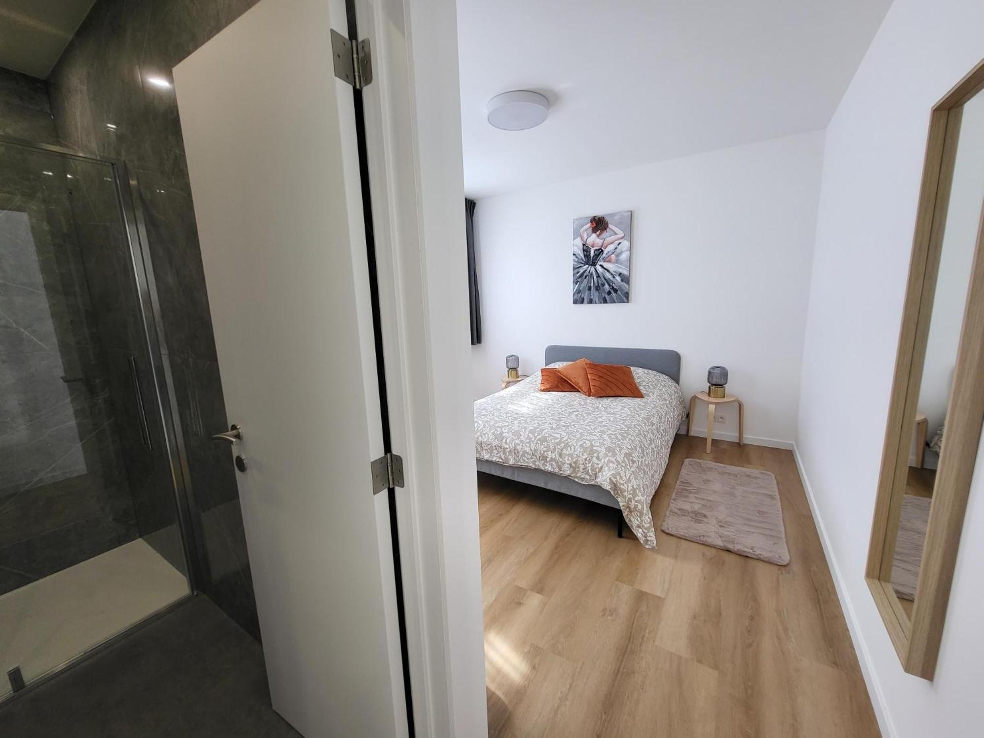 Private Rooms - European Quarter Brussels Exterior photo