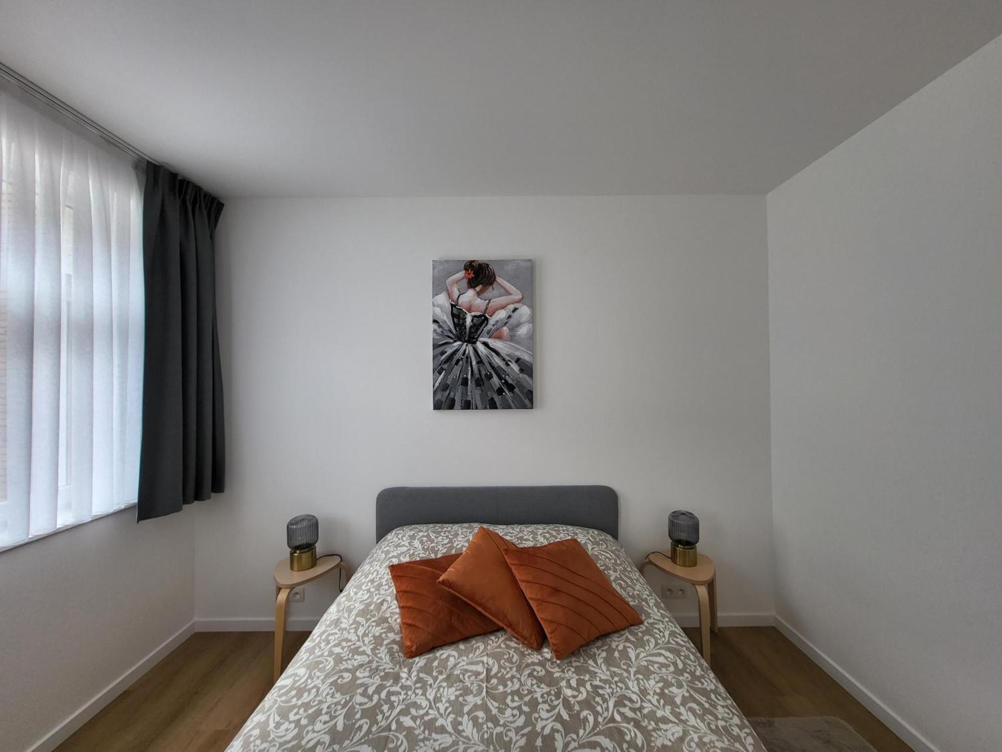 Private Rooms - European Quarter Brussels Exterior photo