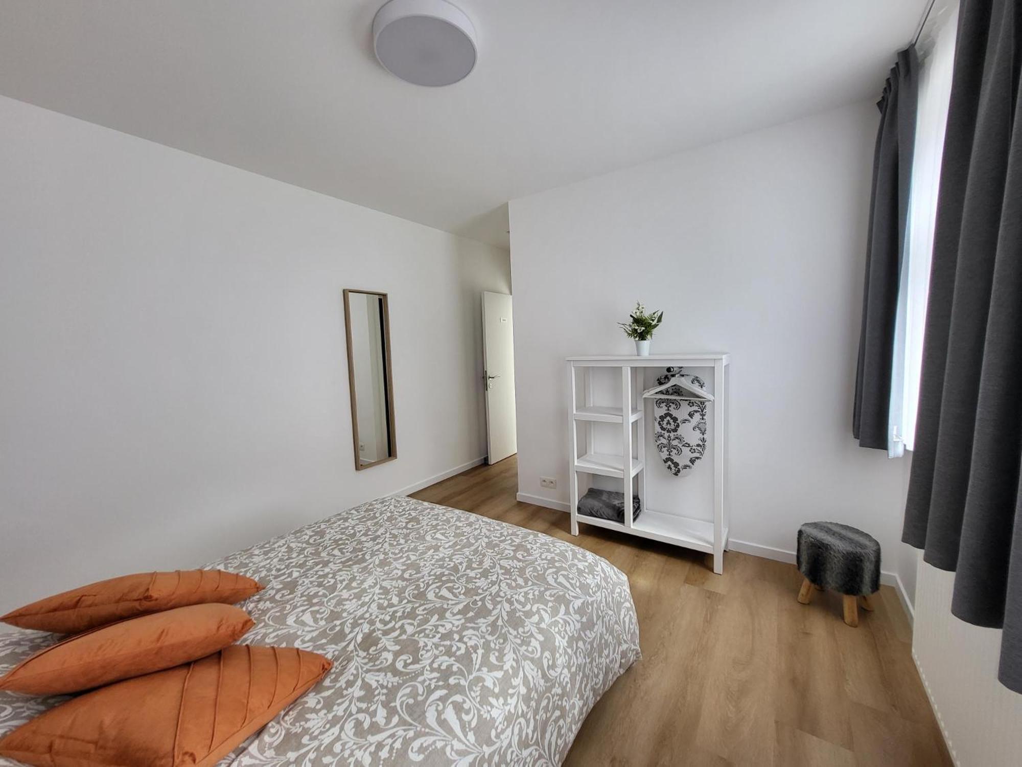 Private Rooms - European Quarter Brussels Exterior photo
